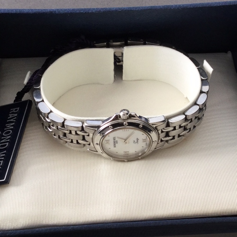 Raymond Weil Tango Geneva Women’s Watch Mother Of Pearl - Picture 2 of 7